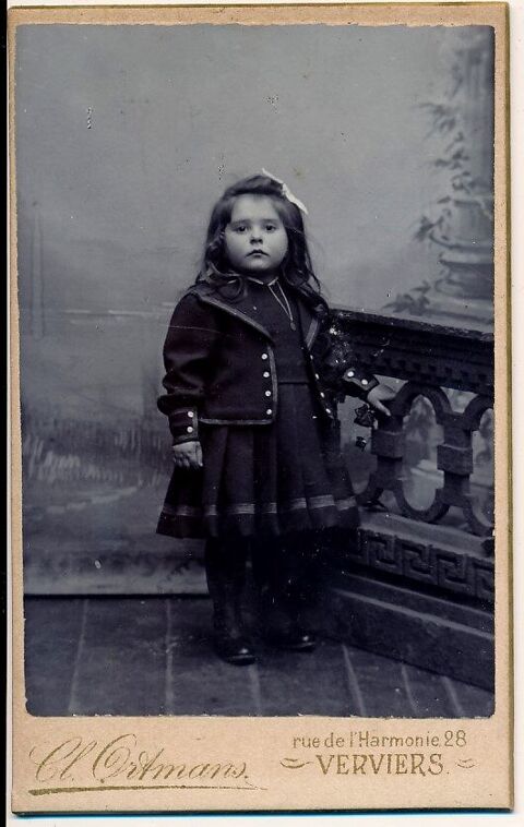 Portrait Petite Fille Photographie Ortmans Verviers Belgique 18 Loches (37)