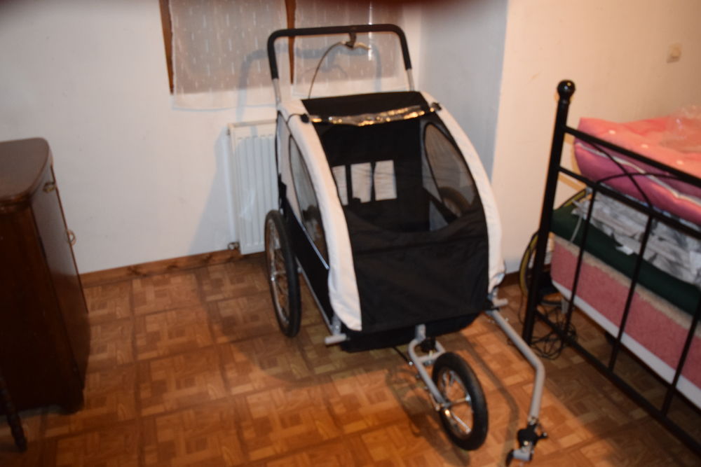 Remorque v&eacute;lo enfant Vélos