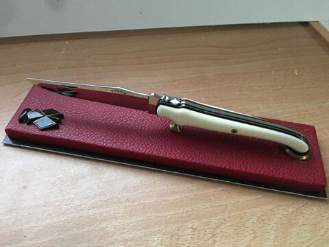 Couteau   Laguiole    Henri Cros 325 Montauban (82)