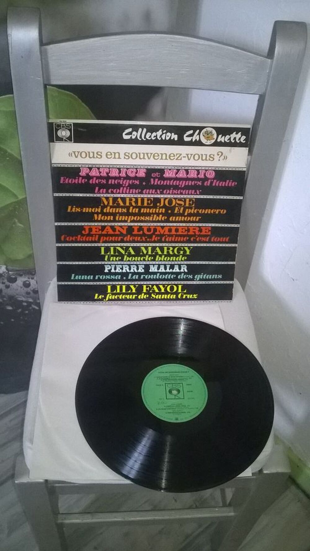 Vinyle Vous en souvenez_vous?
Excellent etat
Luna Rossa
La CD et vinyles