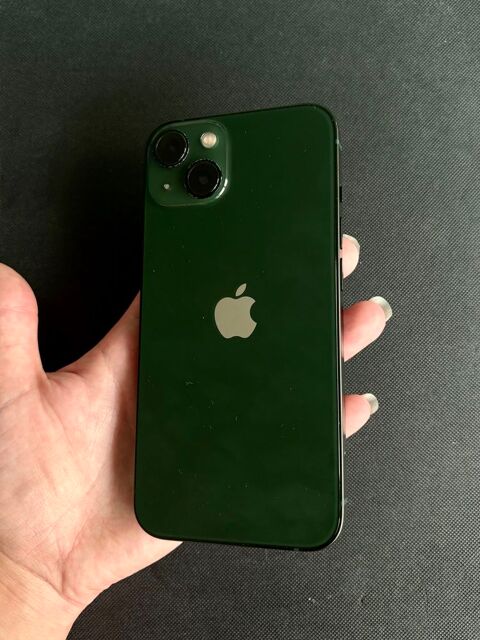 iPhone 13 Vert - 128 Go - Trs bon tat - 83 % de capacit b 350 Rennes (35)