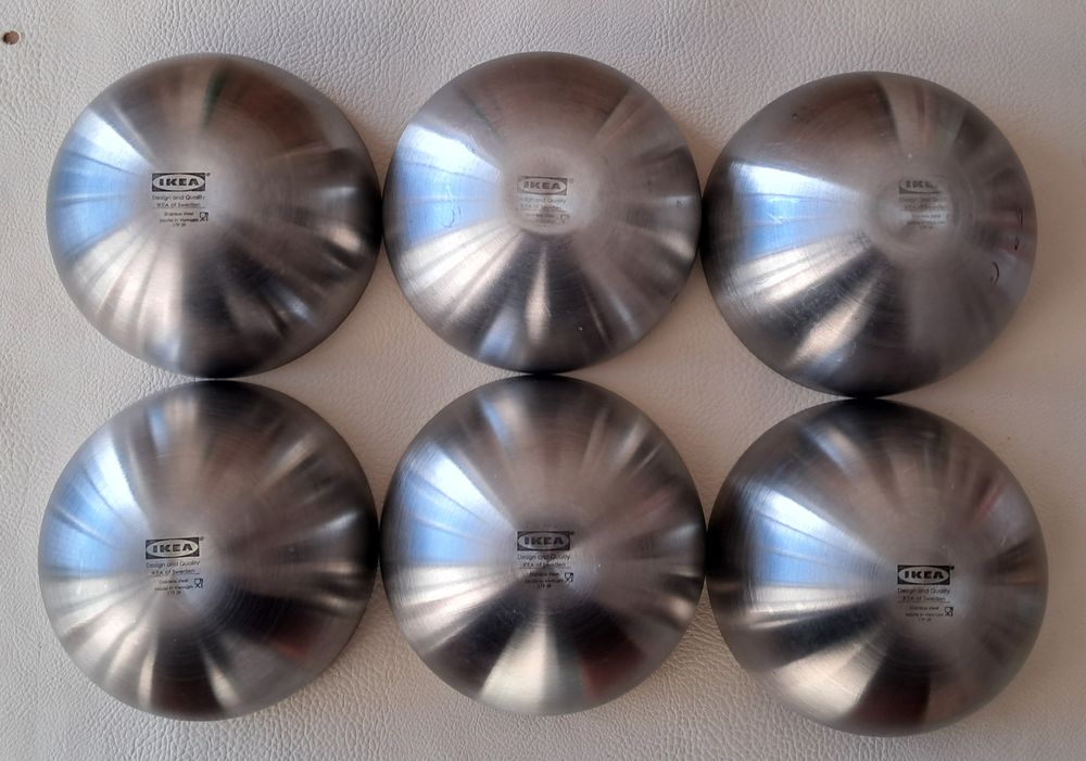 lot de 6 demi sph&egrave;re bol saladier en inox marque ikea 
Cuisine