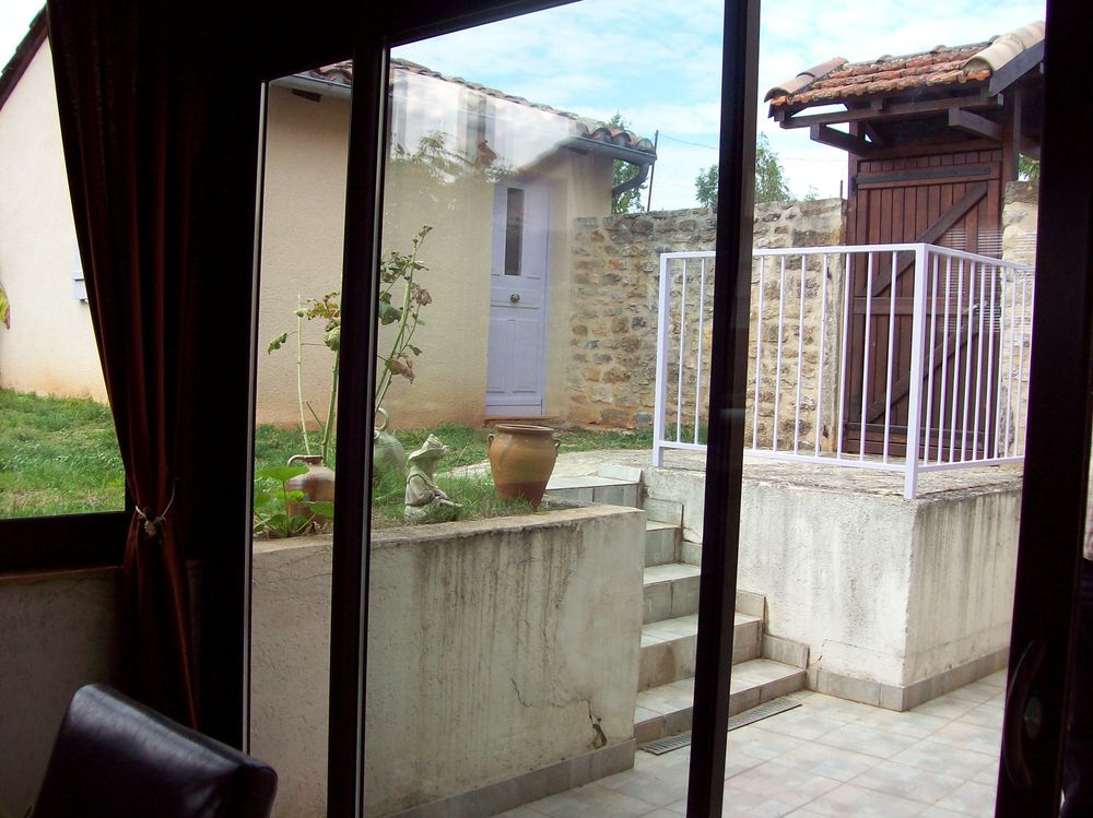 Location Maison Maison de village région CAHORS 46 Saint-projet