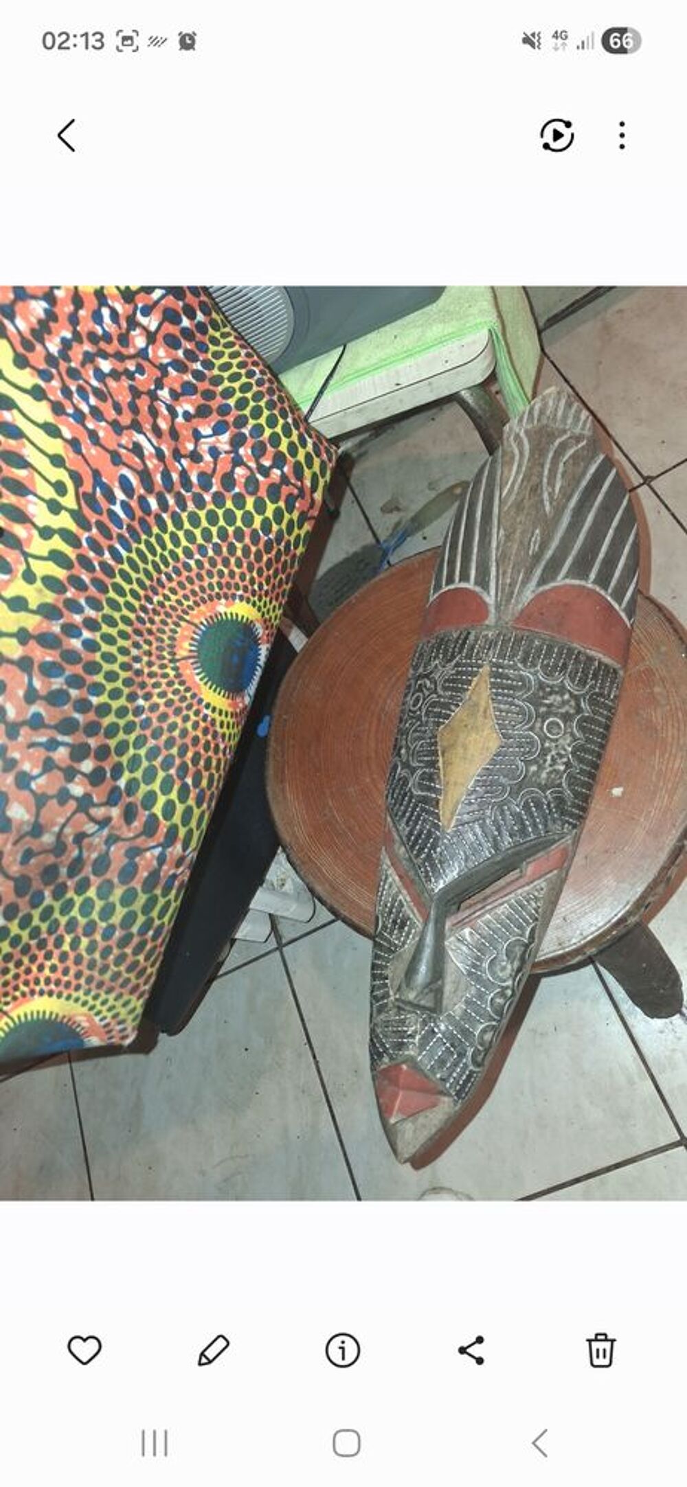 Masque Africain sp&eacute;cial 
30 euros D�coration