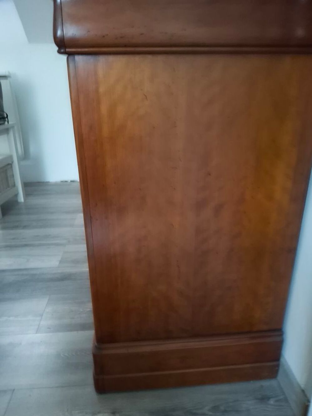 Superbe commode du grand faubourg style Louis Philippe Meubles