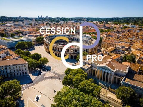 VASTE LOCAL COMMERCIAL OU POUR BUREAUX DE PRESTIGE A LOUER DANS L'ECUSSON NIMOIS 13600 30000 Nimes