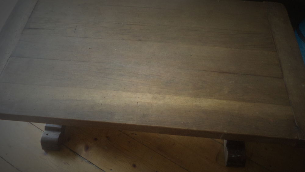 table basse en chene brut ancienne,L 122 ,larg 66,haut52 Meubles