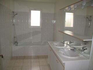  Villa � louer 6 pi�ces 115 m�