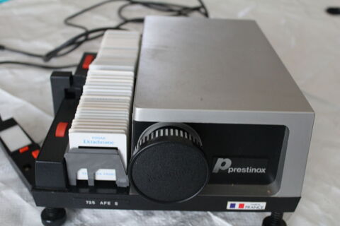 PROJECTEUR DIAPOS 65 Combourg (35)