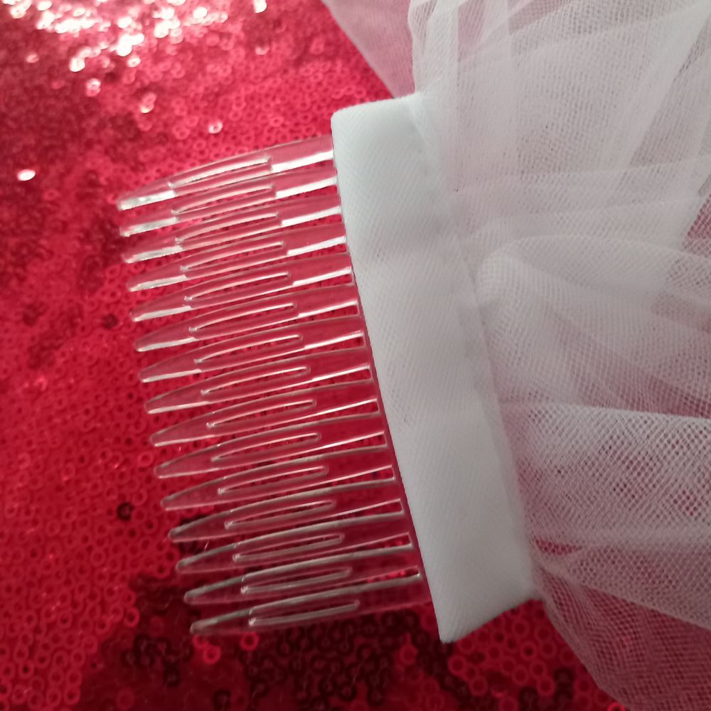 Voile de mari&eacute;e en tulle coloris blanc Vêtements