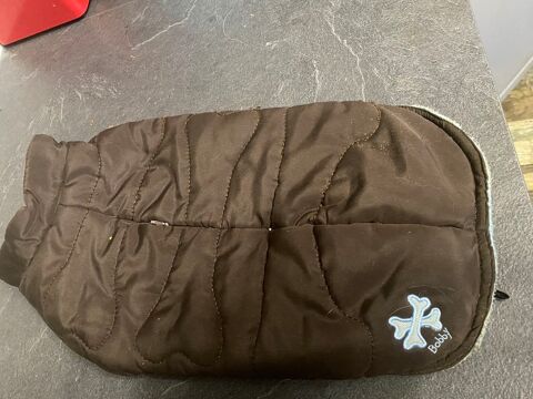 Manteau chien et turquoise 14 94800 Villejuif