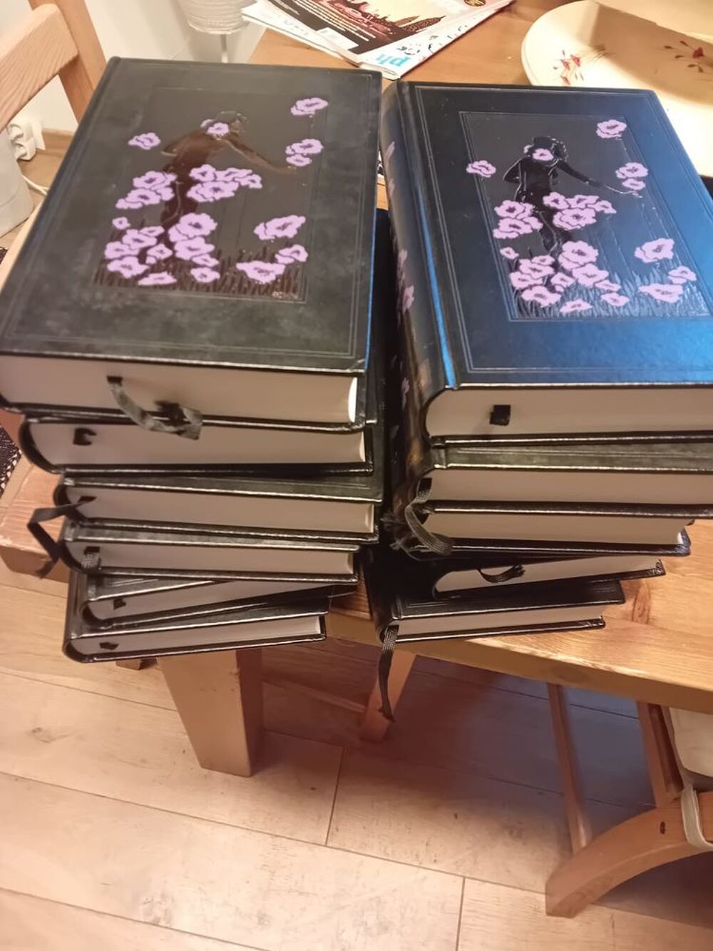 Oeuvres compl&egrave;tes(12 volumes) de Maupassant &eacute;dition limit&eacute;e Livres et BD