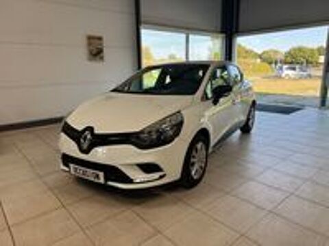 Clio IV Clio 1.2 16V 75 Life 2017 occasion 56400 Brech