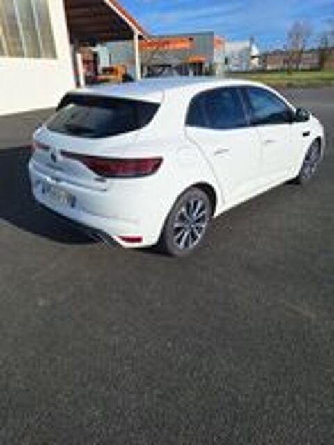 Megane IV Berline TCe 160 EDC R.S. Line 2022 occasion 12300 Decazeville