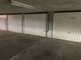  Parking / Garage  louer 14 m