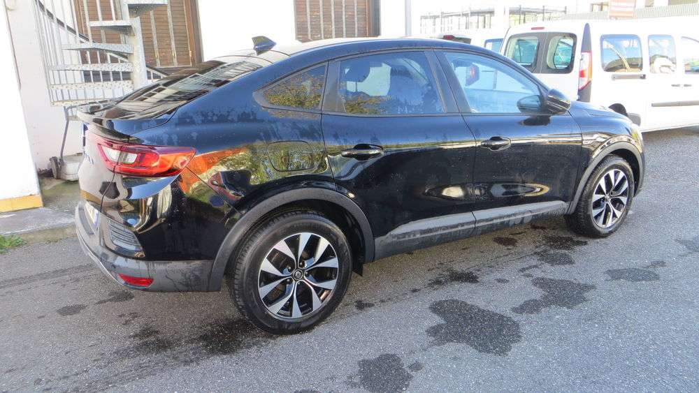 Arkana Renault E-Tech 140*business (7 CV), Coup&eacute;, Hybride 2022 occasion 73800 Chignin