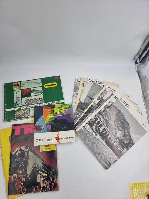 Lot de 23 magazines sur les trains suisses CFF ann�e 70-80 9 Vulbens (74)