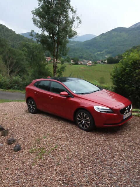 Volvo V40 T2 122 ch Geartronic 6 Business 2019 occasion Foix 09000