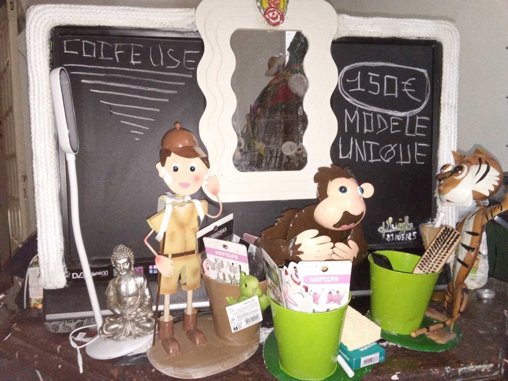 coiffeuse mixte pour enfant. Mobilier enfants