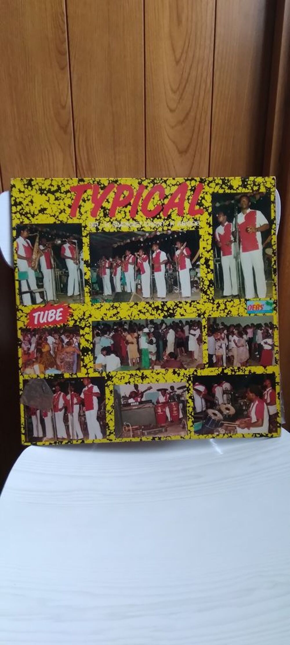 VINYLE DE MUSIQUE TROPICALE VINTAGE CD et vinyles