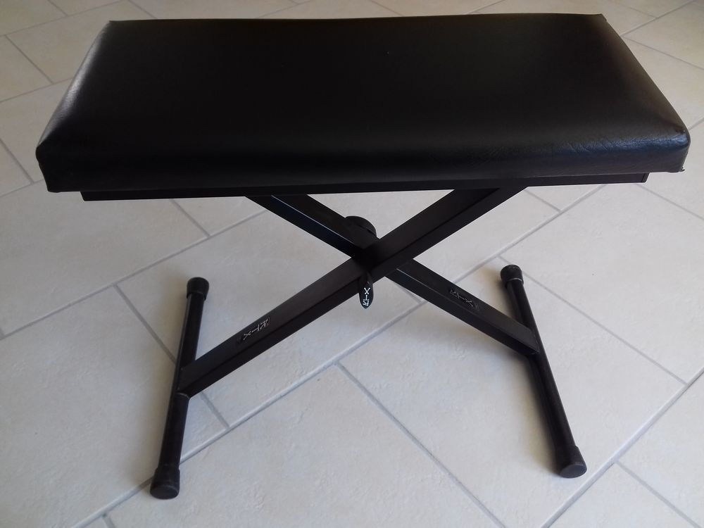 TABOURET DE PIANO Instruments de musique