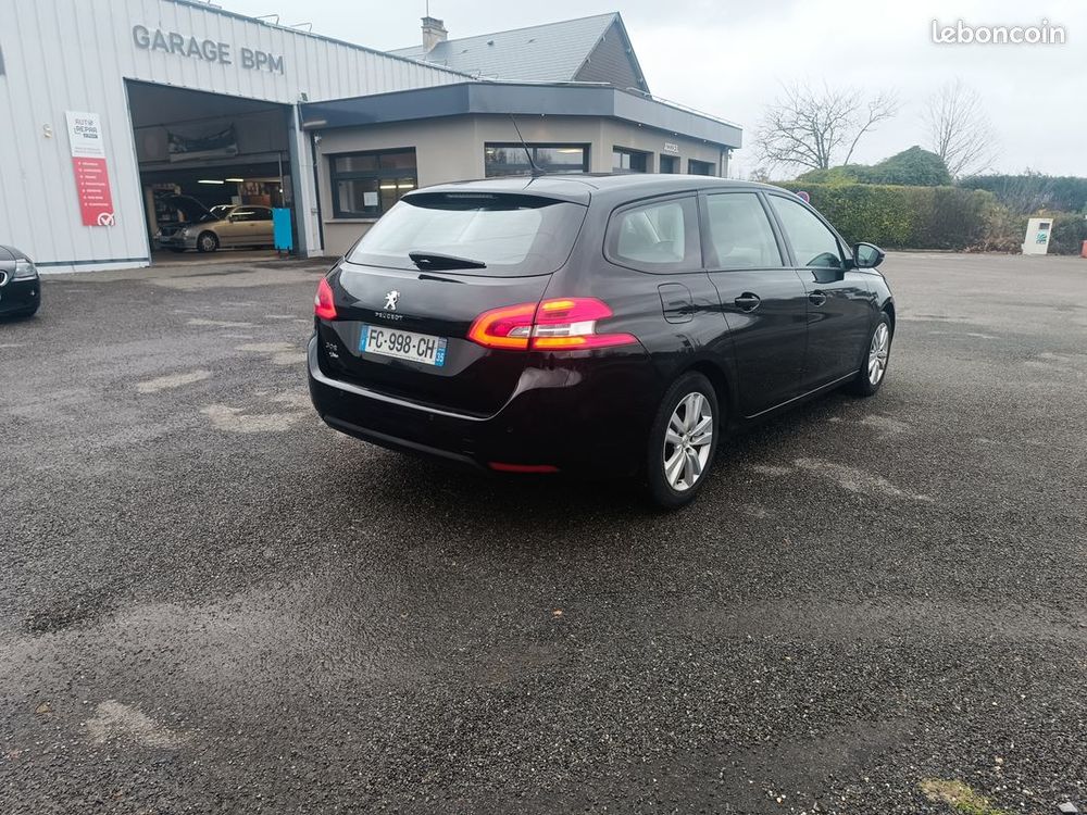 308 SW BlueHDi 100ch S&S BVM6 Active Business 2019 occasion 50720 Saint-Georges-de-Rouelley