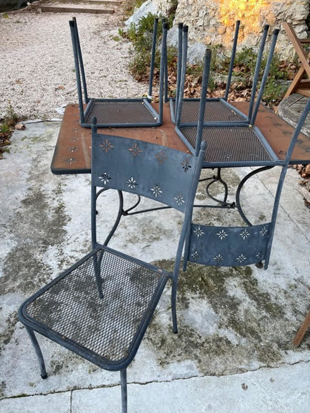 Table + 4 chaises fer &agrave; repeindre Jardin