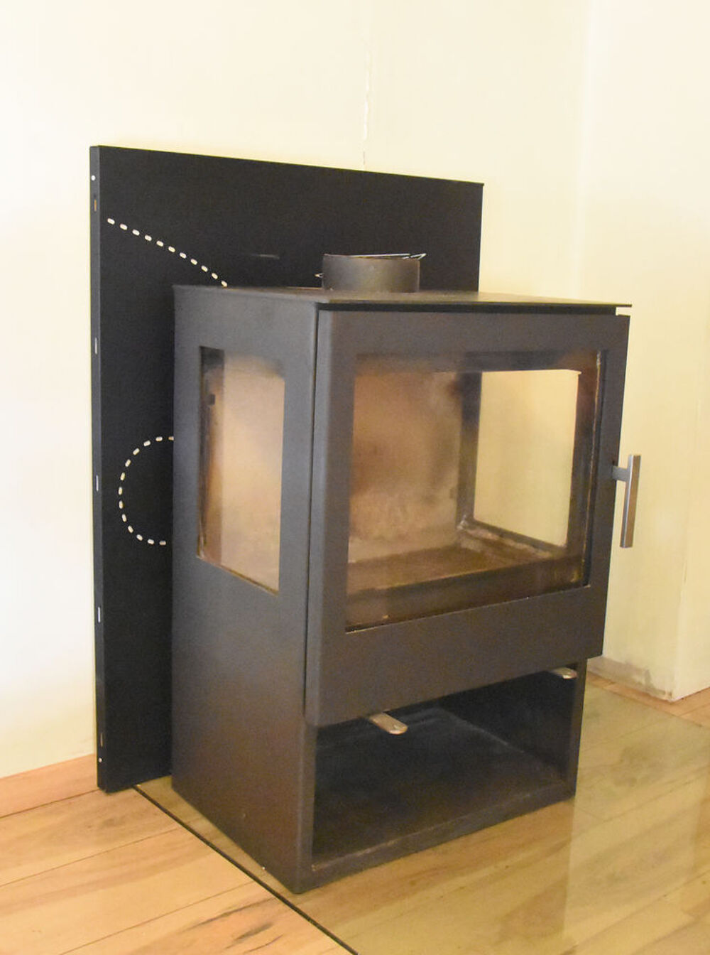 Po&ecirc;le &agrave; bois Bricolage