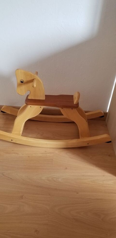 Cheval  bascule 10 Lagardelle-sur-Lze (31)