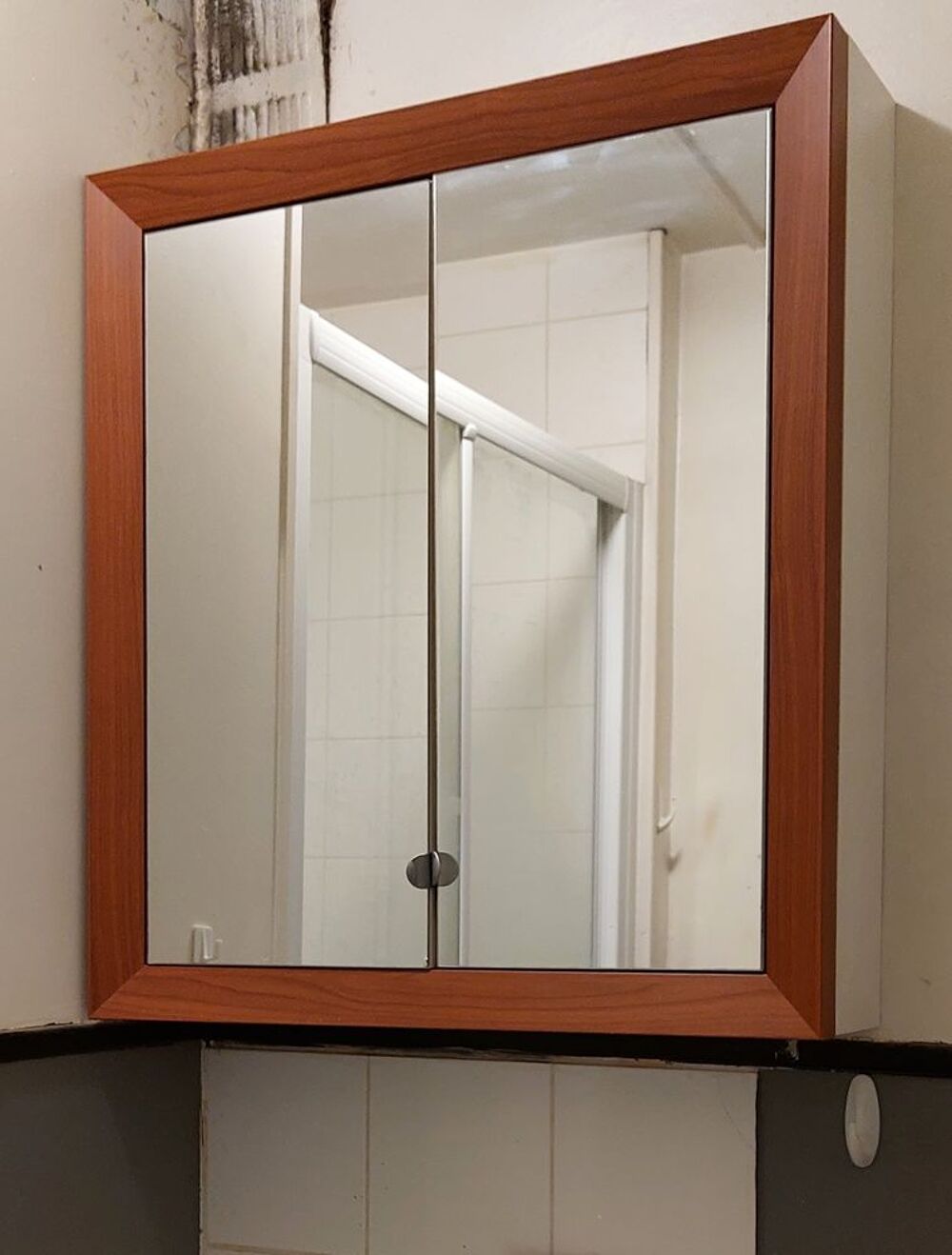 ARMOIRE DE TOILETTE Meubles