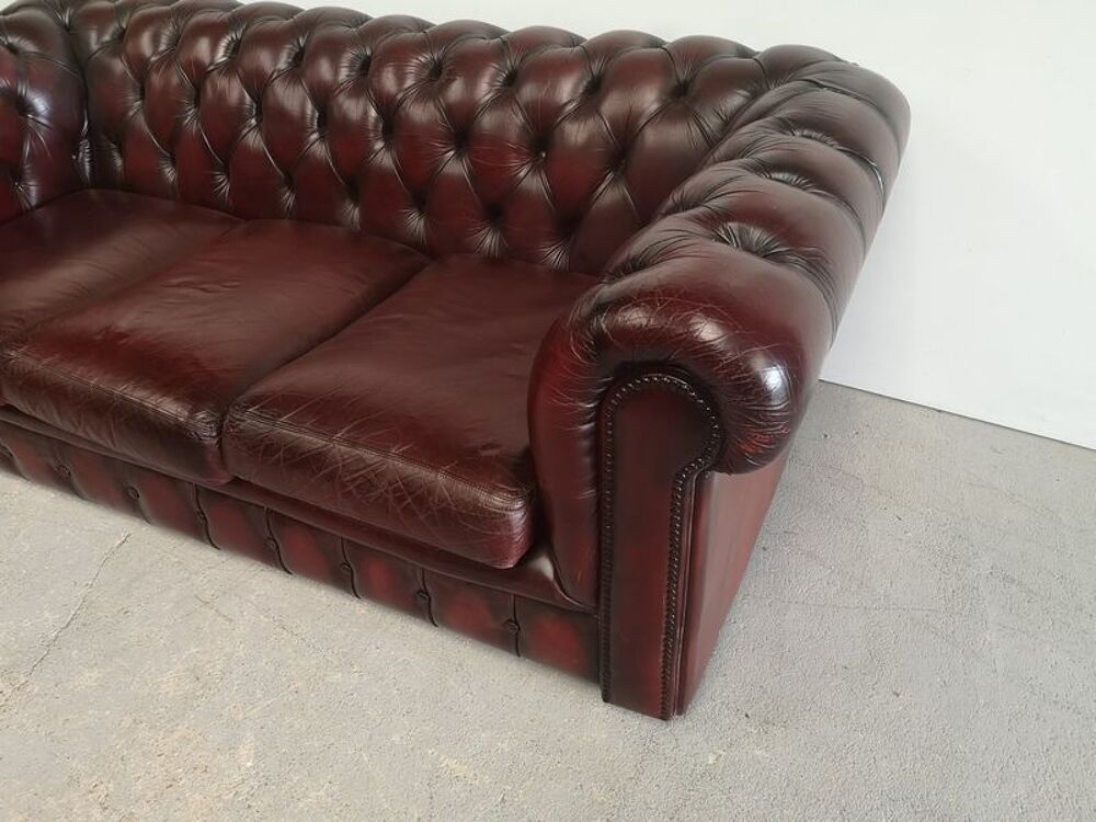 Canap&eacute; chesterfield cuir bordeaux 3 places Meubles