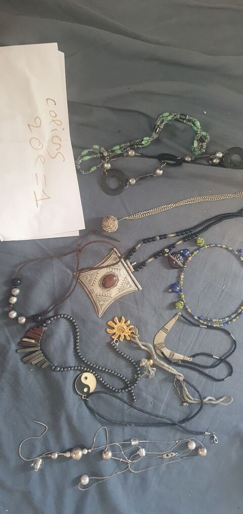 Je mes bijoux  de 20 eur � 70 euros 20 Dax (40)