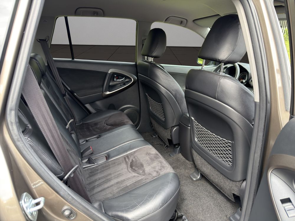 RAV 4 RAV4 150 D-4D 4WD Lounge 2010 occasion 93390 Clichy-sous-Bois