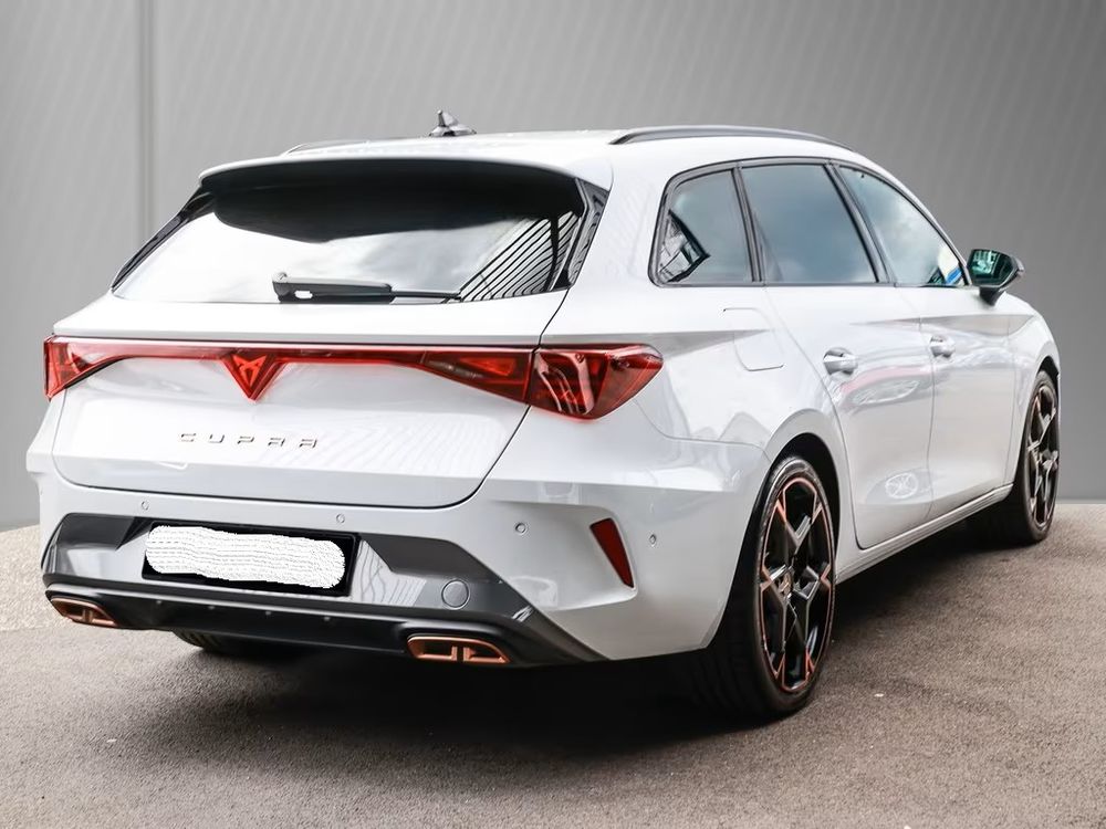 Leon Sportstourer eHybrid 272 ch DSG6 VZ 2025 occasion 38440 Saint-Jean-de-Bournay
