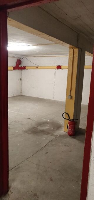  Remise / Grange � vendre 1 pi�ce 99 m�