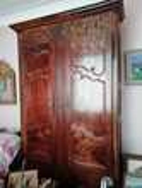 Tr&egrave;s belle armoire style Louis XV Meubles