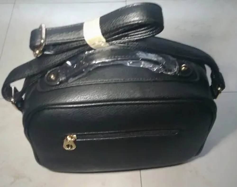 Sac &agrave; main noir Kilot
Maroquinerie