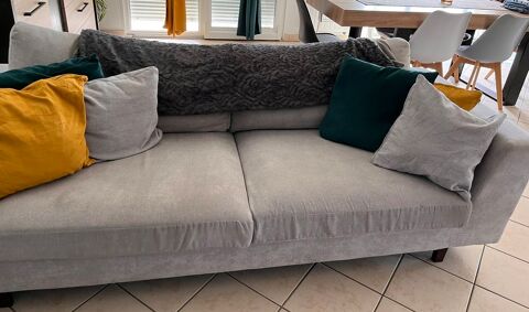 Canap� 3 places gris 0 Cappelle-Brouck (59)