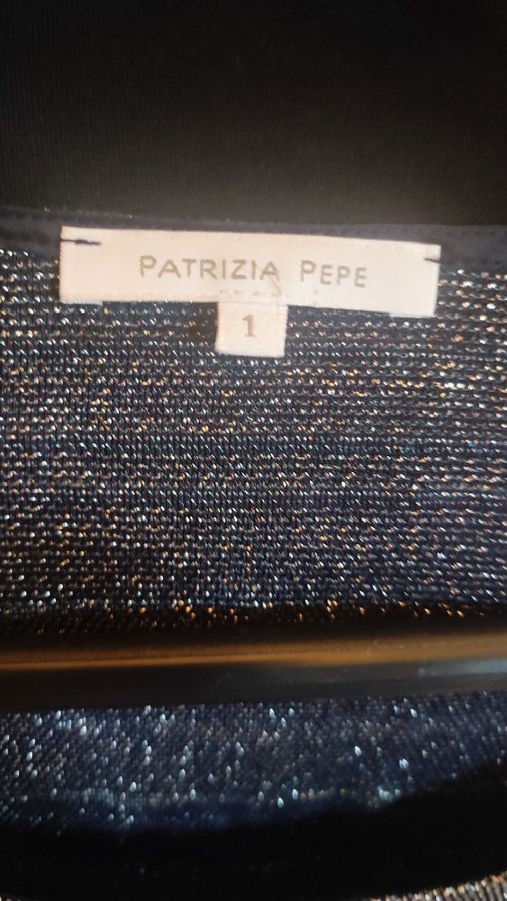 Tr&egrave;s joli haut avec fibres m&eacute;tallis&eacute;es argent&eacute;es Patrizia Pepe T36 Vêtements