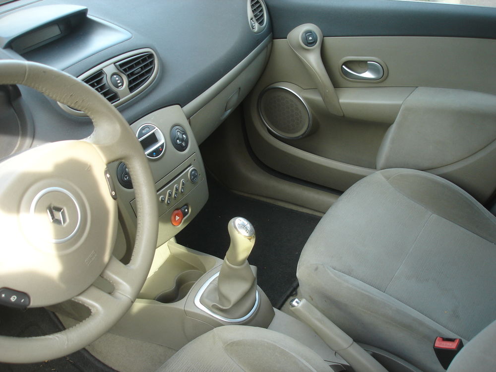 Clio III Clio 1.5 dCi 85 eco2 Privil&egrave;ge 2008 occasion 78800 Houilles
