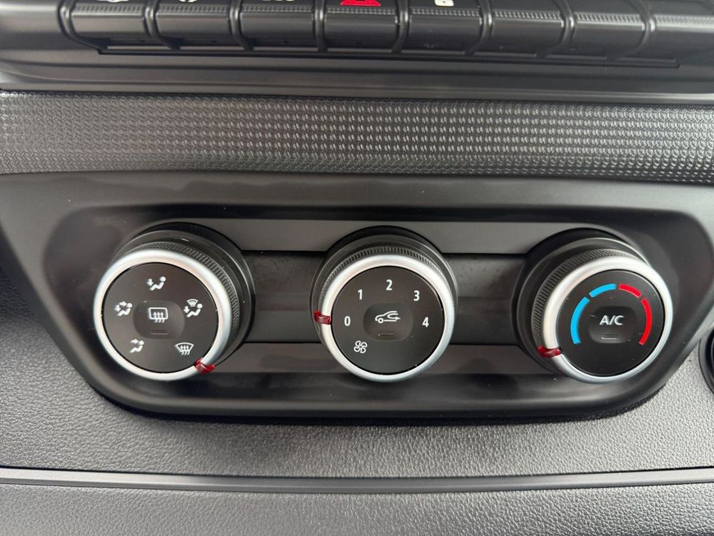 Trafic TRAFIC FG BLUE DCI 150 L1H1 2T8 AUTO ADVANCE 2026 occasion 91310 Montlh&eacute;ry