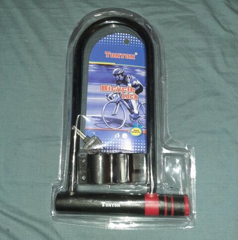 Grand Antivol U pour vélo 195x320mm
Paris 9 (75)