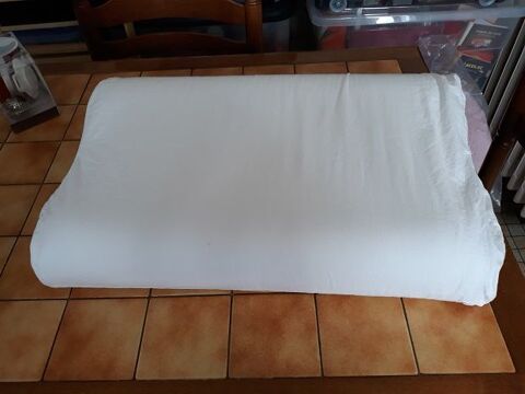 Oreiller ergonomique m�moire forme sant� maison bien �tre we 8 F�ves (57)
