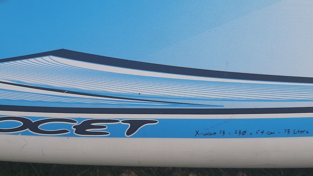PLANCHE A VOILE VAGUES 73 l Sports