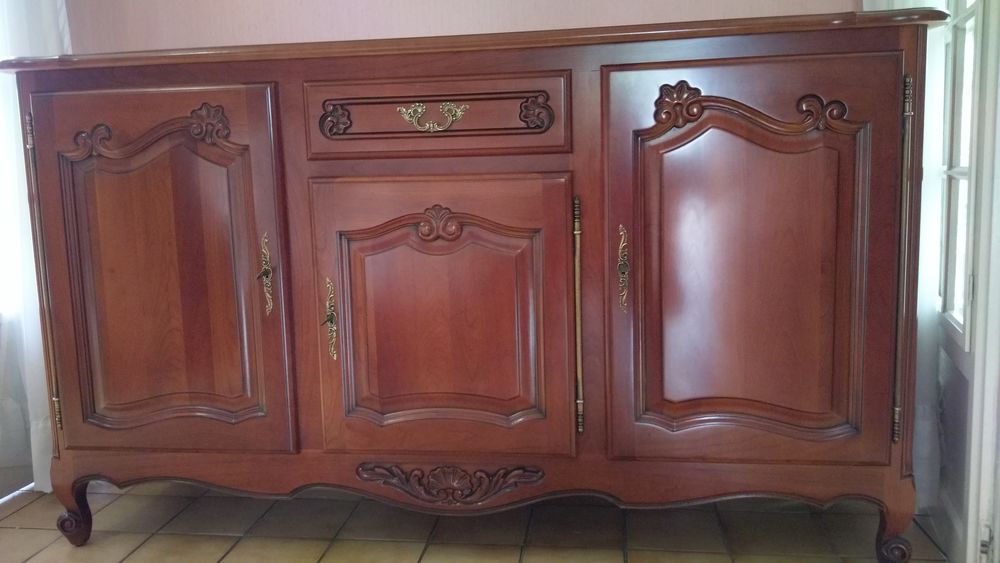 Buffet bas en merisier Meubles