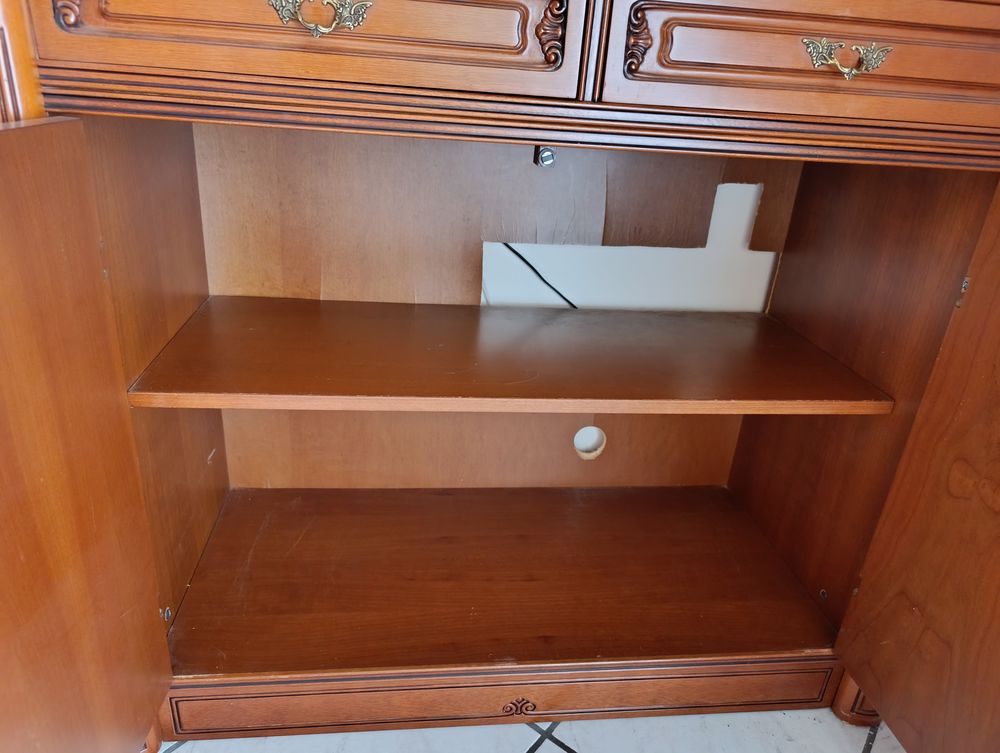 Grand Living / vaisselier en merisier Meubles