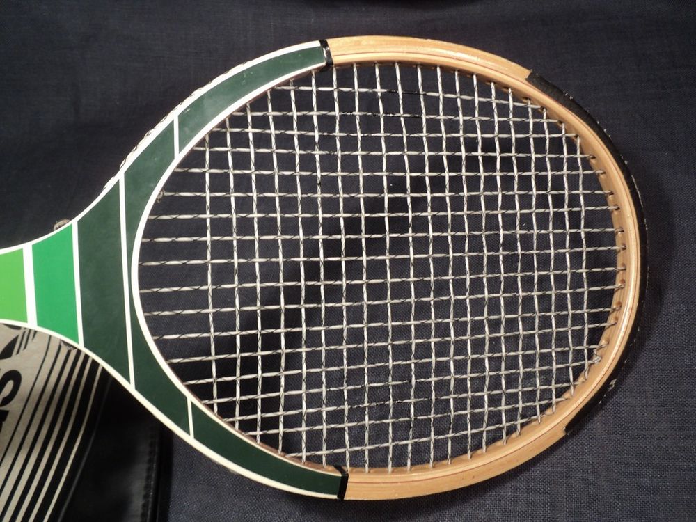 Ancienne Raquette Tennis Adidas "Ads 010 Junior " + Housse. Sports