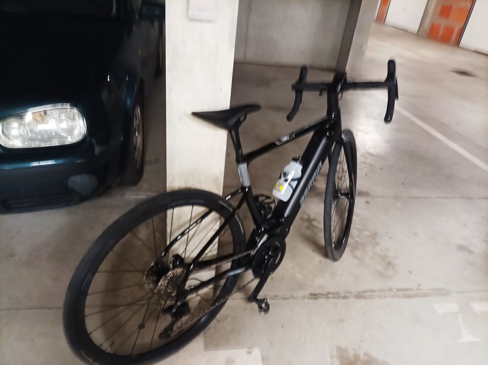v&eacute;lo &eacute;lectrique course Vélos