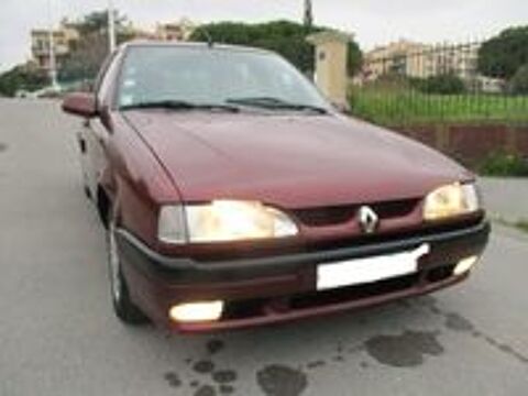 R19 19 1.8 RT 1994 occasion 06600 Antibes