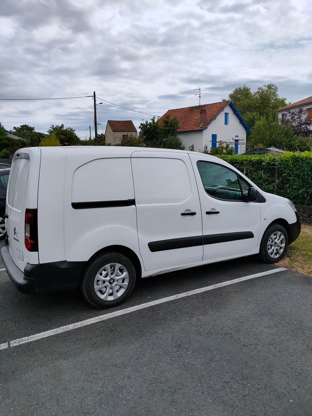 Berlingo BERLINGO XL BLUEHDI 100 S&S ETG6 BUSINESS 2018 occasion 24100 Bergerac